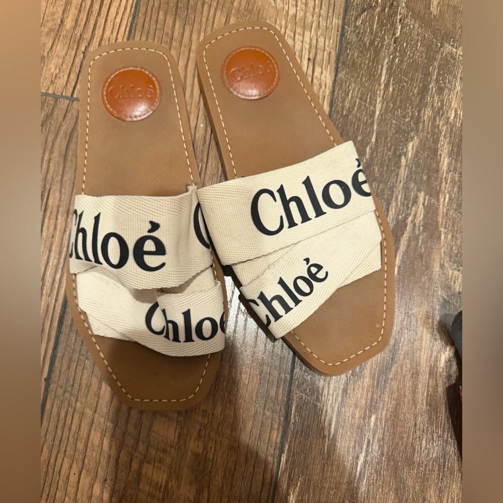 Chloe Women's Cream Sandals